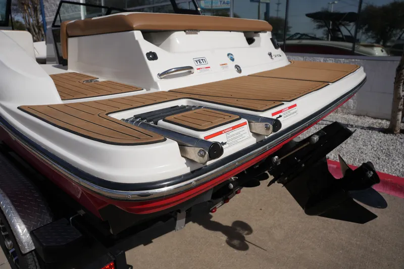 Slide: The Image of Sea Ray SPX 190 2018 - 6