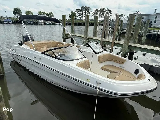 The Image of Bayliner VR6 OB 2025 - 0