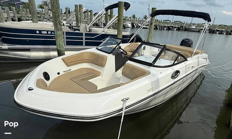 Slide: The Image of Bayliner VR6 OB 2025 - 16339709