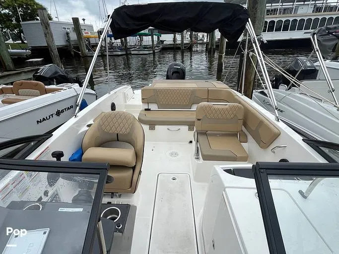 Slide: The Image of Bayliner VR6 OB 2025 - 16339752