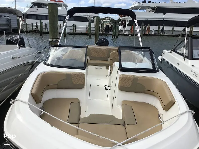 Slide: The Image of Bayliner VR6 OB 2025 - 16783249