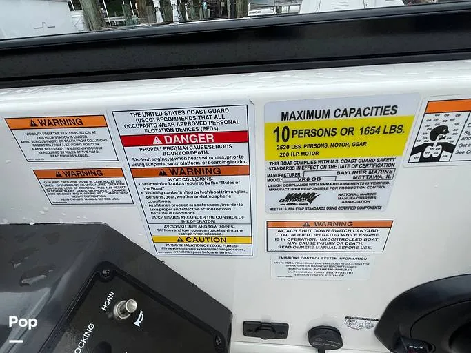 Slide: The Image of Bayliner VR6 OB 2025 - 16339753