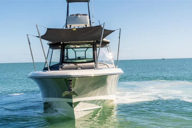 Slide: The Image of Boston Whaler 360 Outrage 2026 - 174