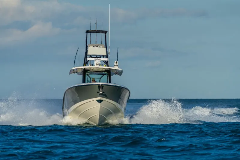 Slide: The Image of Boston Whaler 360 Outrage 2026 - 201