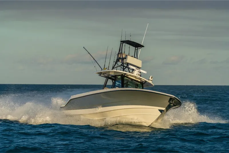 Slide: The Image of Boston Whaler 360 Outrage 2026 - 205