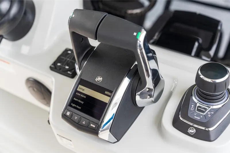 Slide: The Image of Boston Whaler 360 Outrage 2026 - 83