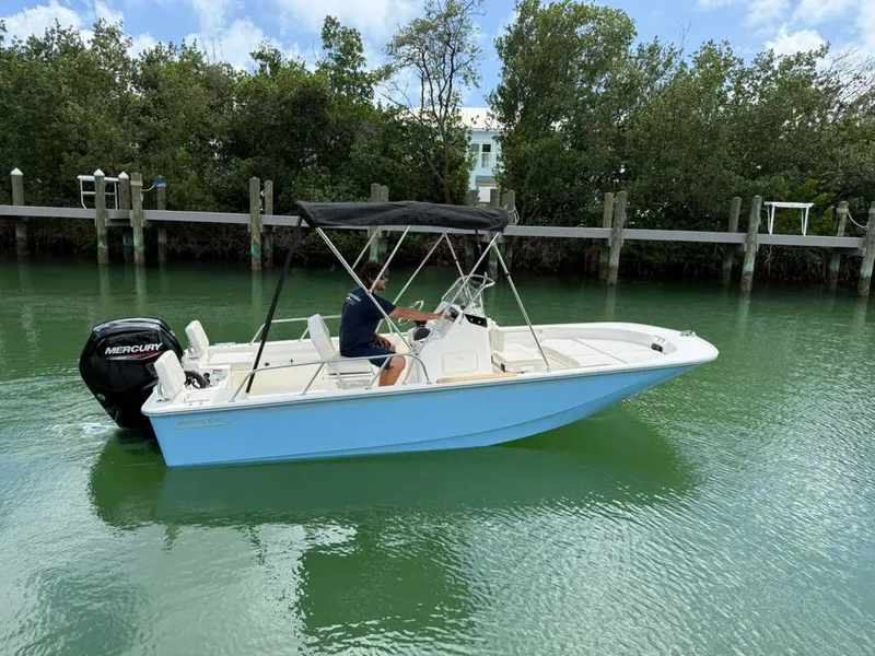 Slide: The Image of Boston Whaler 170 Montauk 2026 - 0