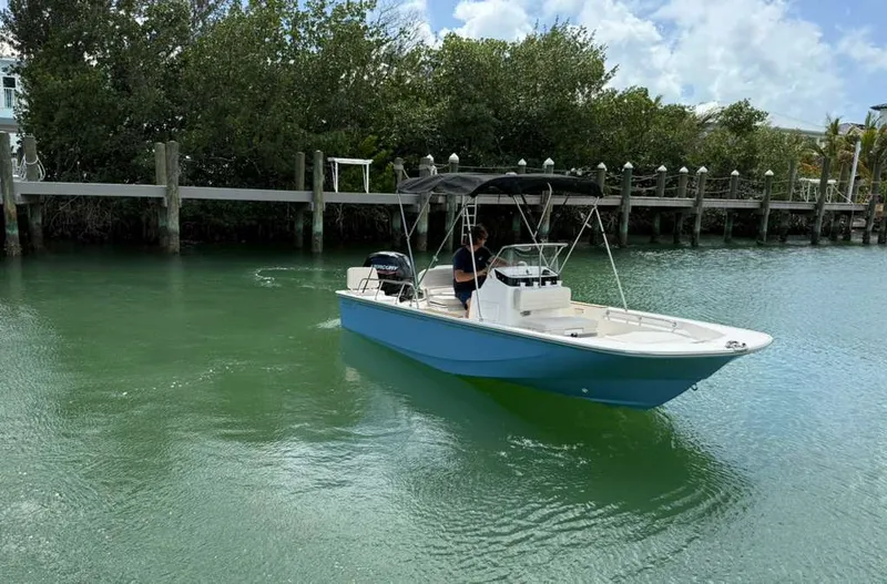 Slide: The Image of Boston Whaler 170 Montauk 2026 - 1