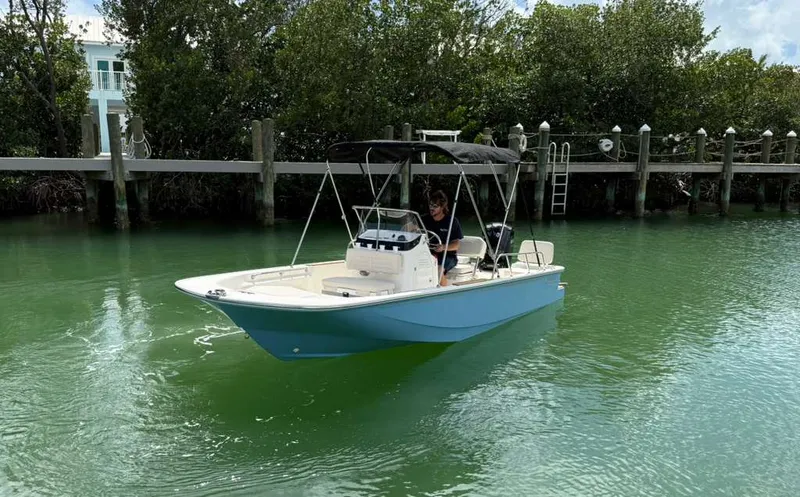 Slide: The Image of Boston Whaler 170 Montauk 2026 - 2