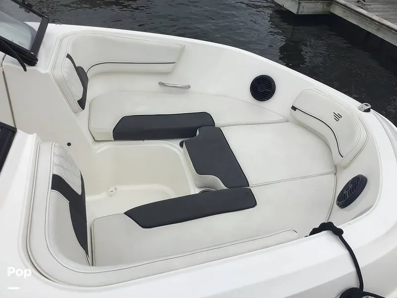 Slide: The Image of Bayliner VR6 OB 2024 - 16782539