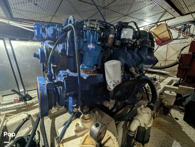 Slide: The Image of Marine Trader Tradewinds 47 1987 - 16365606