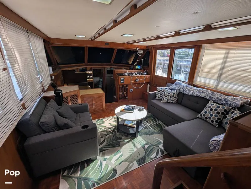 Slide: The Image of Marine Trader Tradewinds 47 1987 - 16365494