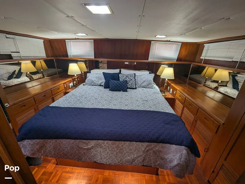 Slide: The Image of Marine Trader Tradewinds 47 1987 - 16365495