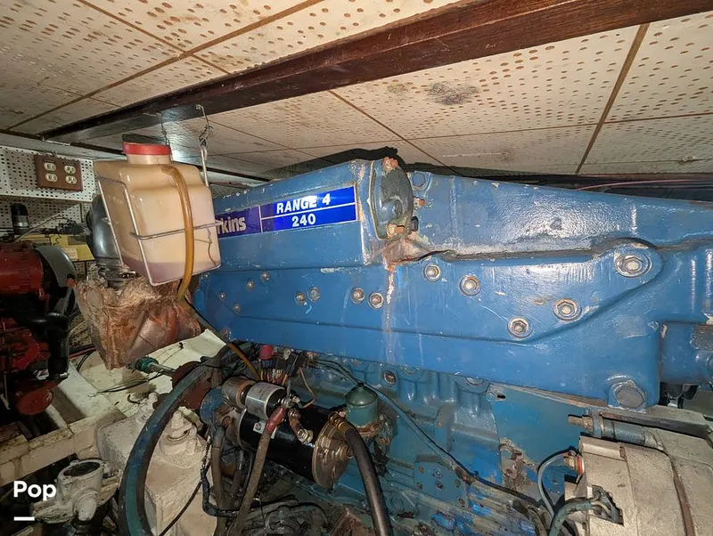 Slide: The Image of Marine Trader Tradewinds 47 1987 - 16365622