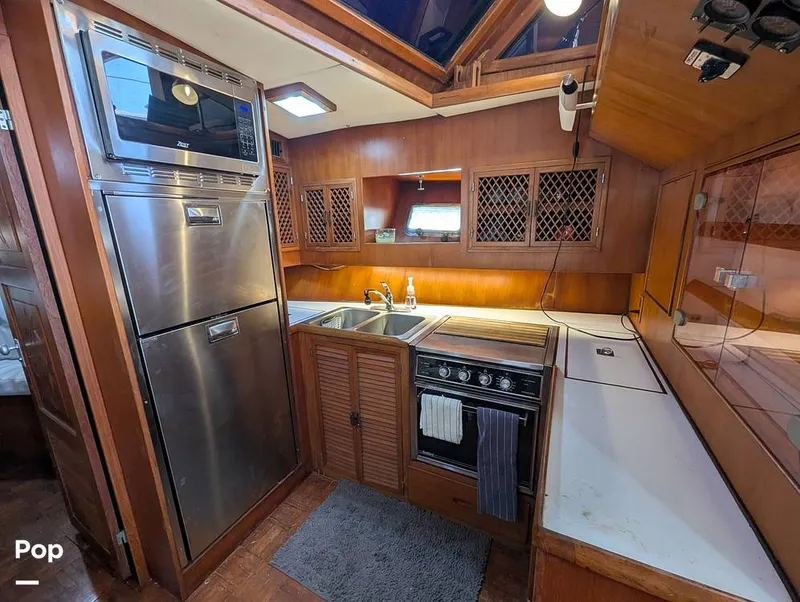 Slide: The Image of Marine Trader Tradewinds 47 1987 - 16365497