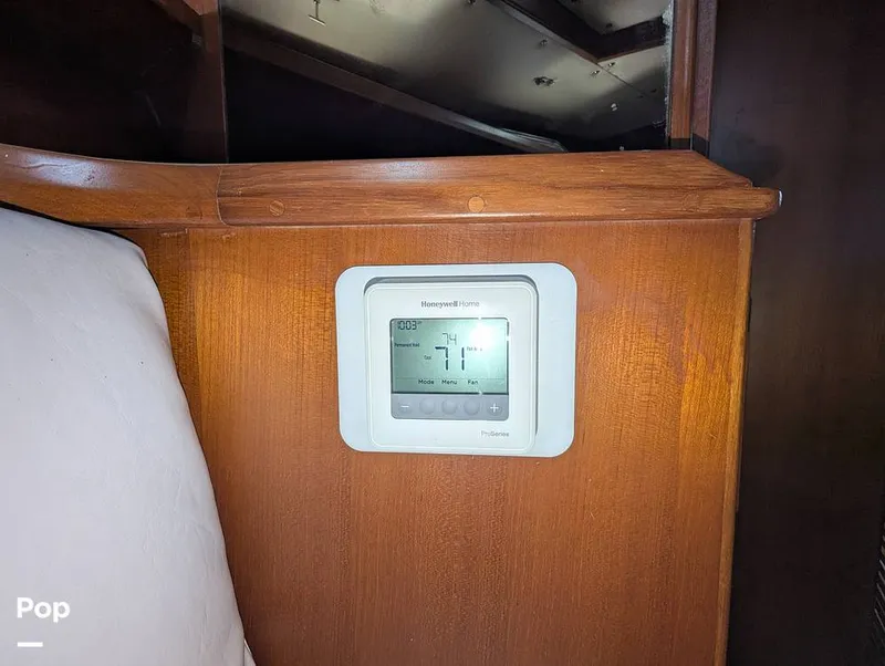 Slide: The Image of Marine Trader Tradewinds 47 1987 - 16365642