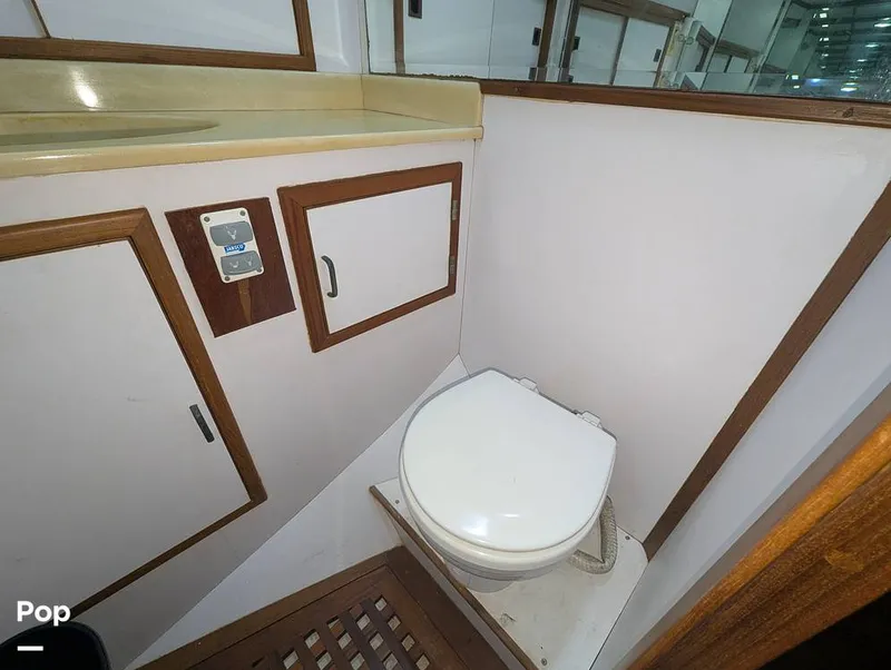 Slide: The Image of Marine Trader Tradewinds 47 1987 - 16365647