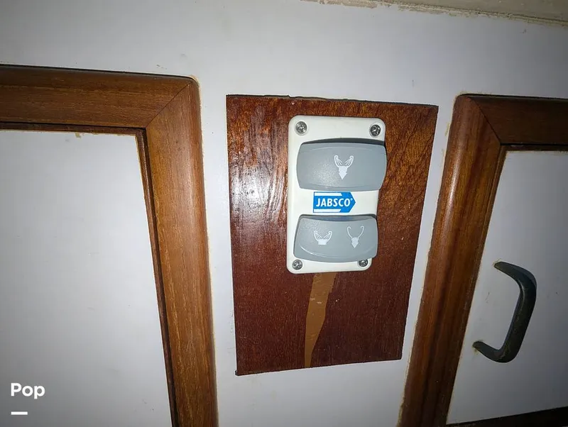 Slide: The Image of Marine Trader Tradewinds 47 1987 - 16365648