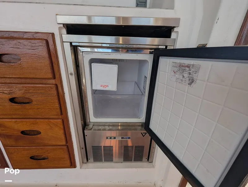 Slide: The Image of Marine Trader Tradewinds 47 1987 - 16365658