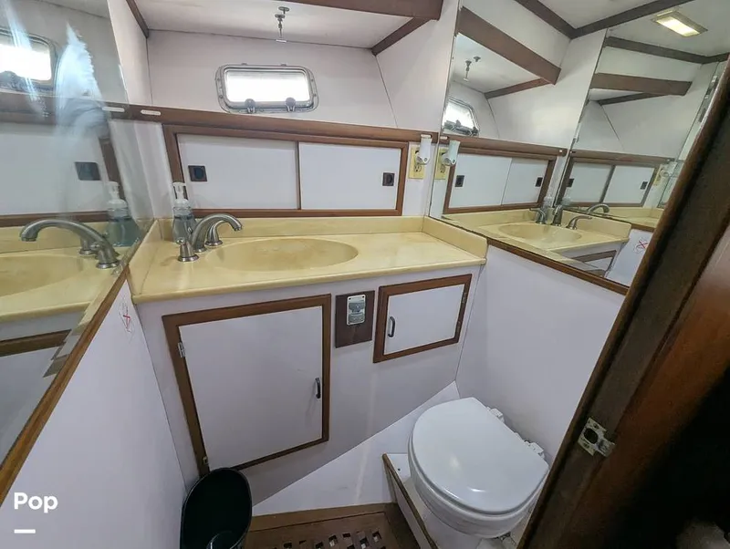 Slide: The Image of Marine Trader Tradewinds 47 1987 - 16365500