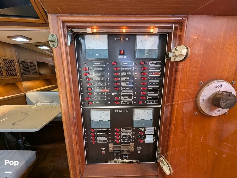 Slide: The Image of Marine Trader Tradewinds 47 1987 - 16365519