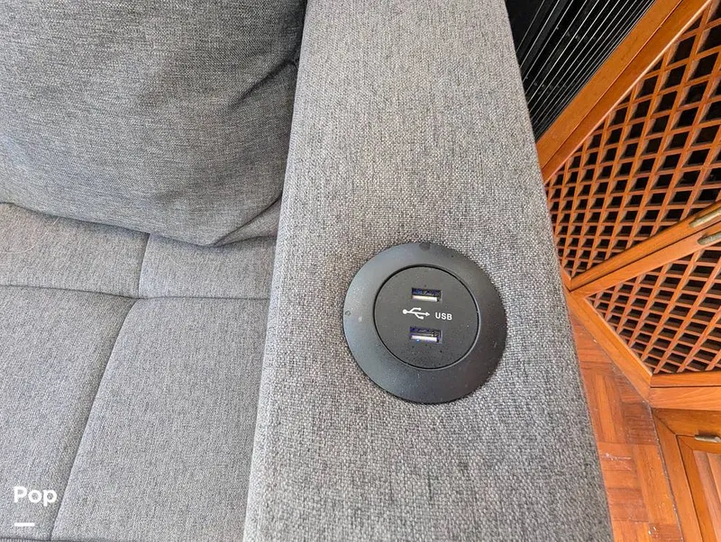 Slide: The Image of Marine Trader Tradewinds 47 1987 - 16365527