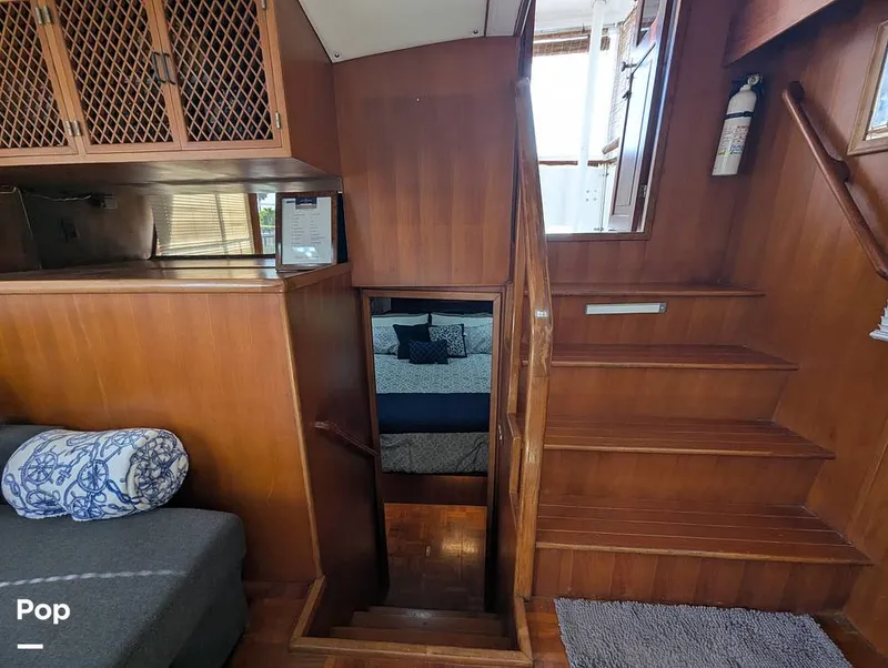 Slide: The Image of Marine Trader Tradewinds 47 1987 - 16365537