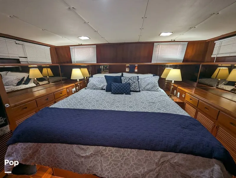 Slide: The Image of Marine Trader Tradewinds 47 1987 - 16365538