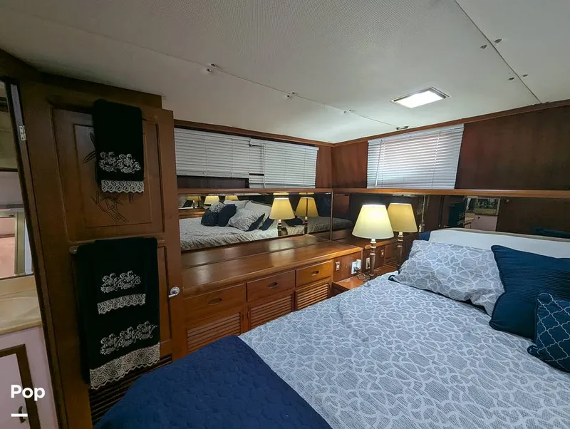 Slide: The Image of Marine Trader Tradewinds 47 1987 - 16365558