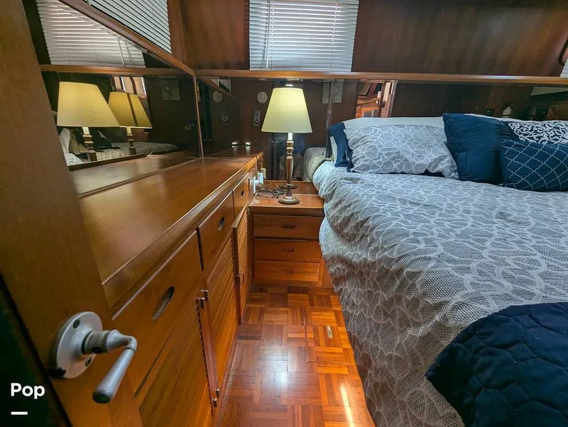 Slide: The Image of Marine Trader Tradewinds 47 1987 - 16365560