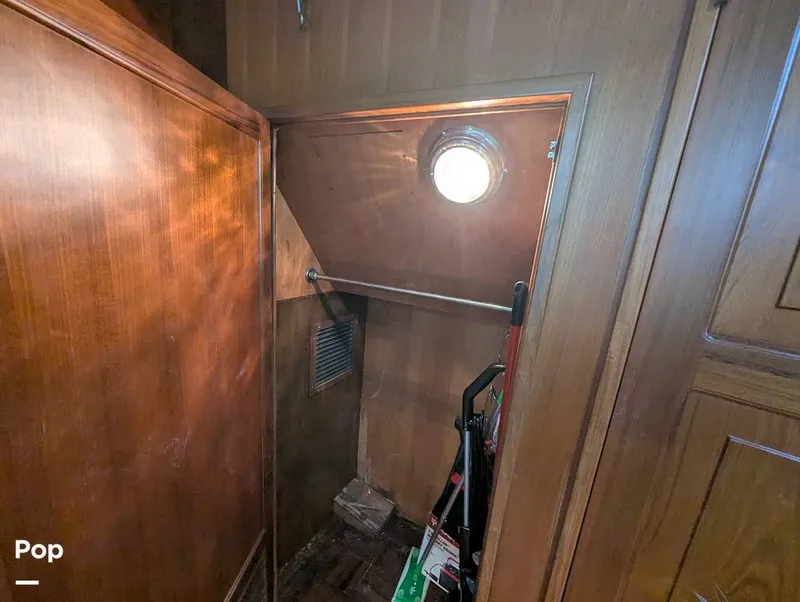 Slide: The Image of Marine Trader Tradewinds 47 1987 - 16365566