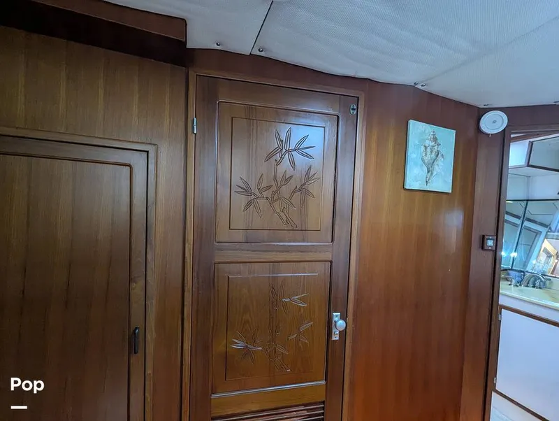 Slide: The Image of Marine Trader Tradewinds 47 1987 - 16365568