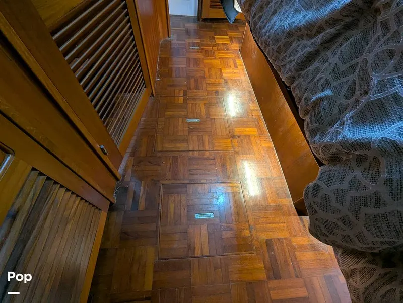 Slide: The Image of Marine Trader Tradewinds 47 1987 - 16365573