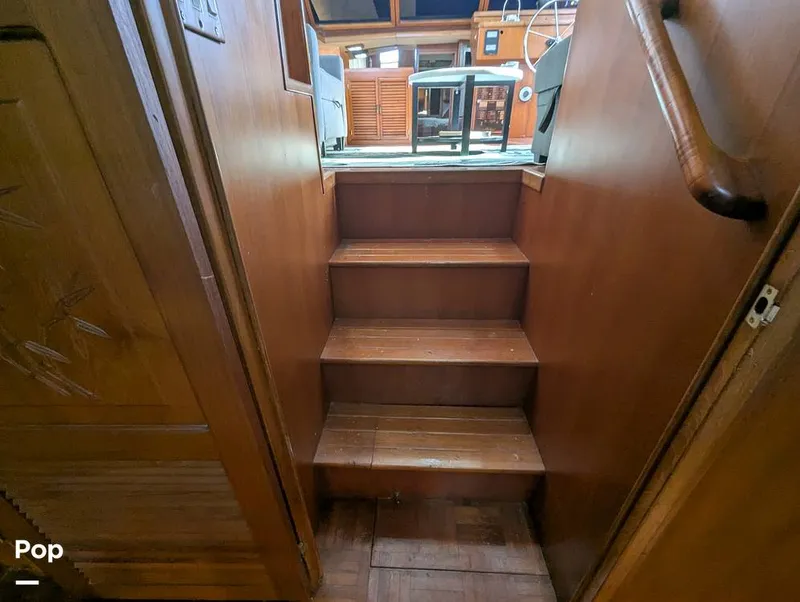 Slide: The Image of Marine Trader Tradewinds 47 1987 - 16365577