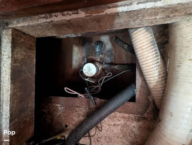 Slide: The Image of Marine Trader Tradewinds 47 1987 - 16365579