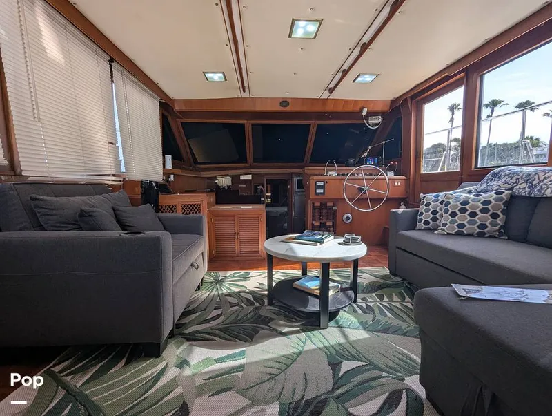 Slide: The Image of Marine Trader Tradewinds 47 1987 - 16365580