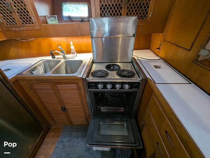 Slide: The Image of Marine Trader Tradewinds 47 1987 - 16365592