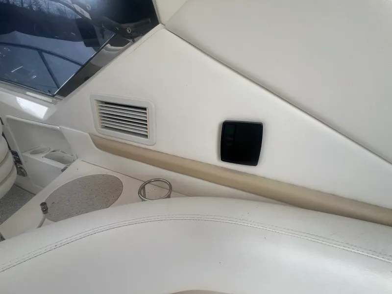 Slide: The Image of Sea Ray 44 SUNDANCER 2008 - 12