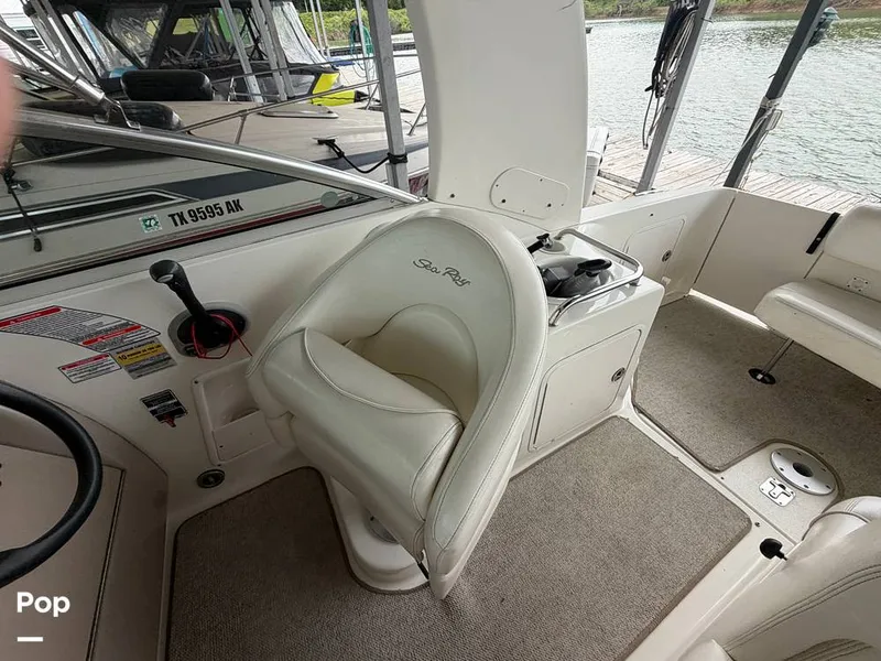 Slide: The Image of Sea Ray 260 Sundancer 2004 - 16398233
