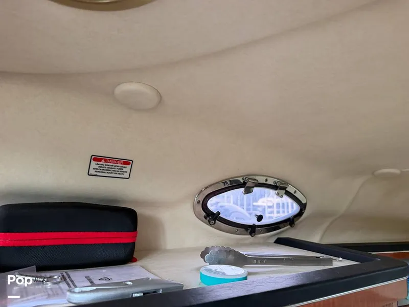 Slide: The Image of Sea Ray 260 Sundancer 2004 - 16398252