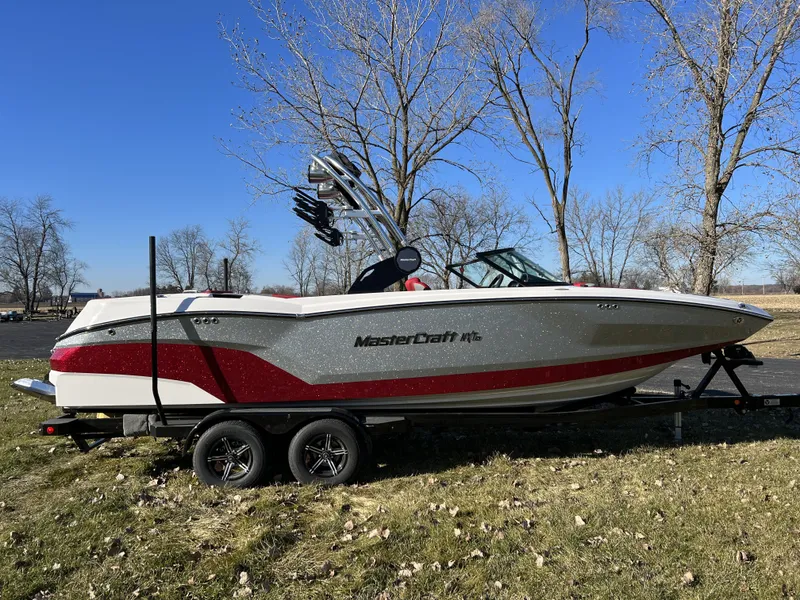 Slide: The Image of Mastercraft NXT24 2023 - 1