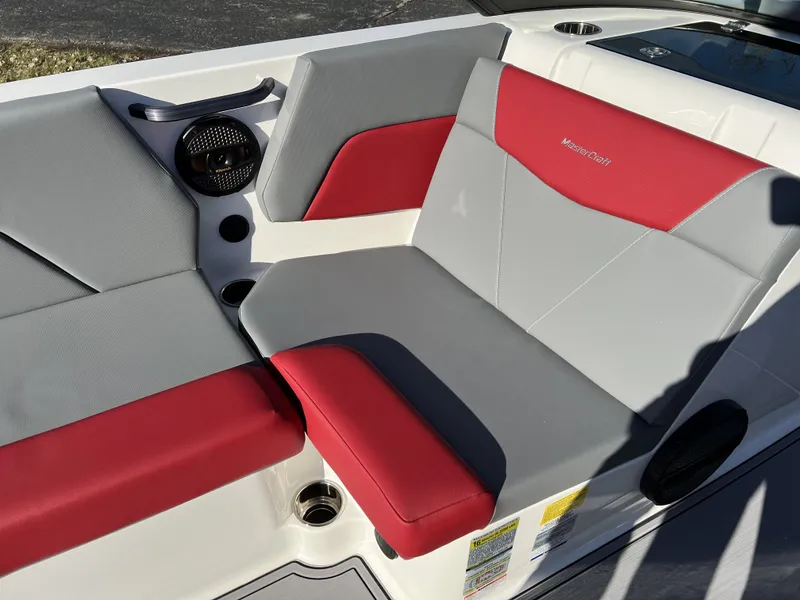 Slide: The Image of Mastercraft NXT24 2023 - 12