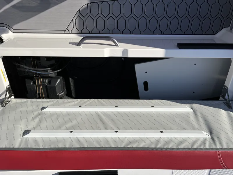 Slide: The Image of Mastercraft NXT24 2023 - 25