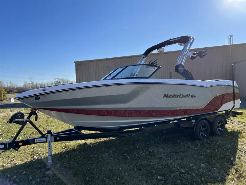 Slide: The Image of Mastercraft NXT24 2023 - 3