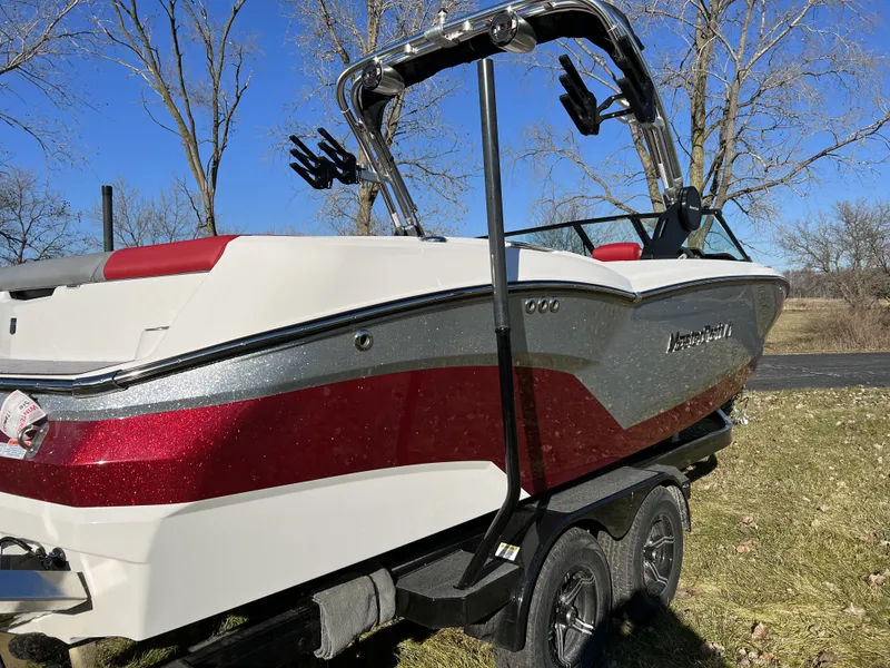 Slide: The Image of Mastercraft NXT24 2023 - 6