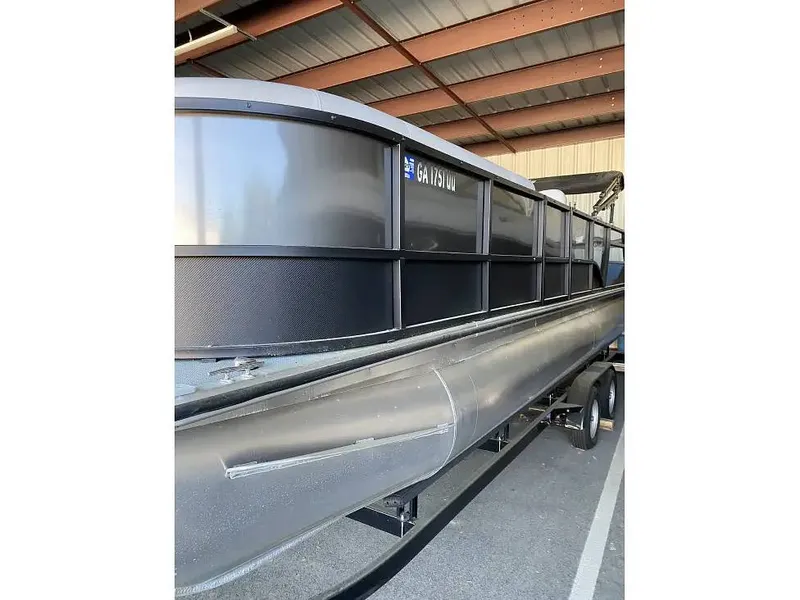 Slide: The Image of Bentley Pontoons 243 SB 2023 - 16345174