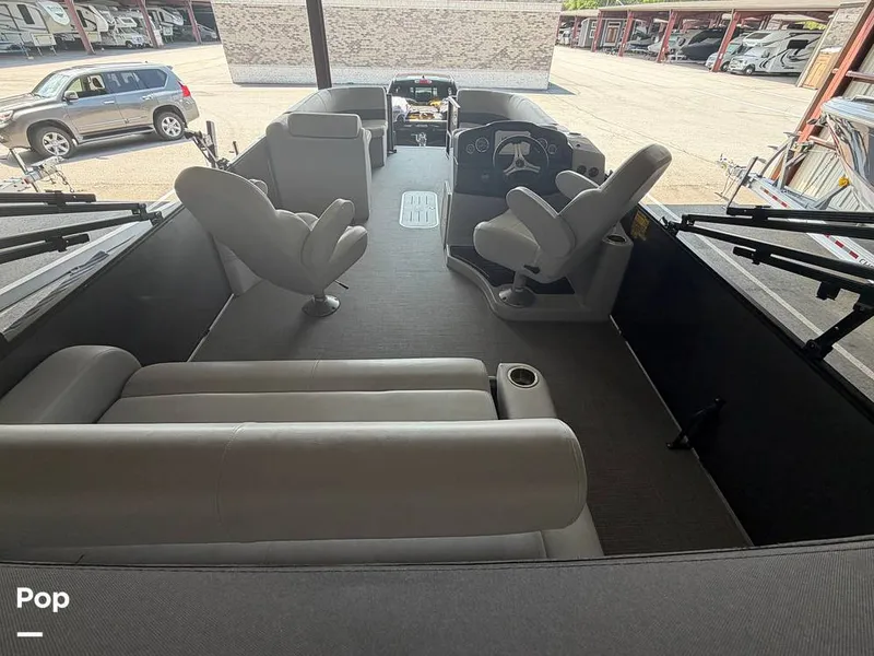 Slide: The Image of Bentley Pontoons 243 SB 2023 - 16370009