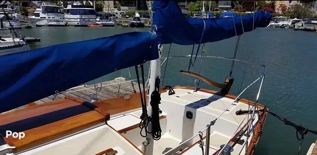 Slide: The Image of Herreshoff H-28 1987 - 16830962