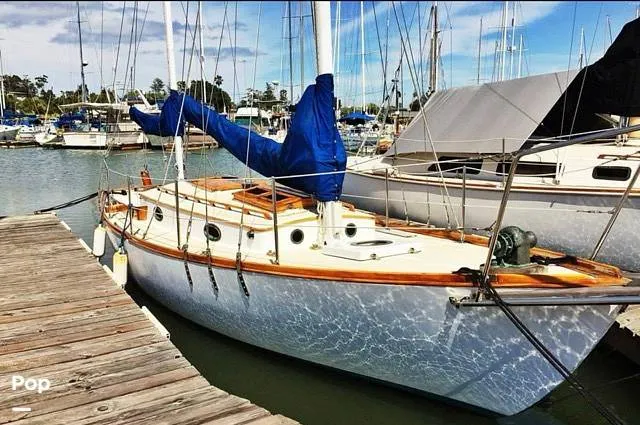 Slide: The Image of Herreshoff H-28 1987 - 16830931