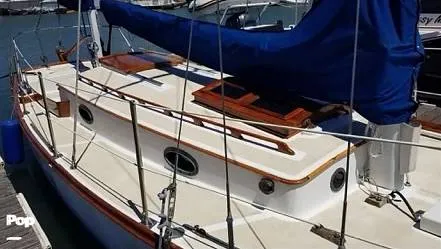 Slide: The Image of Herreshoff H-28 1987 - 16830968